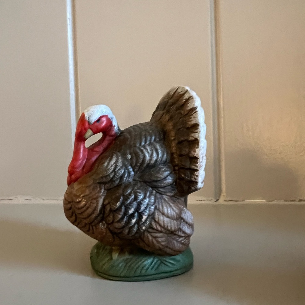 Mini Ceramic Turkey Decor - Picture 2 of 4
